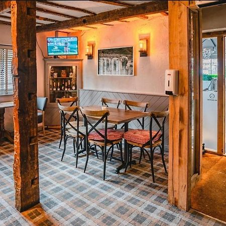 Charming 1-Bed Loft In Caerleon Apartment Newport  Luaran gambar