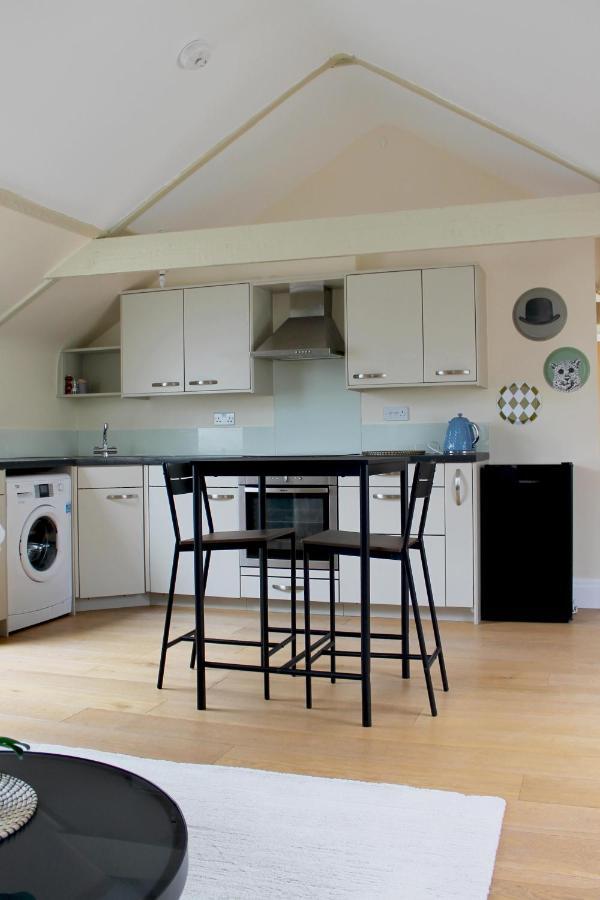 Charming 1-Bed Loft In Caerleon Apartment Newport  Luaran gambar